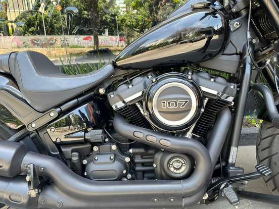 HARLEY-DAVIDSON-SOFTAIL FAT BOB 114-2018