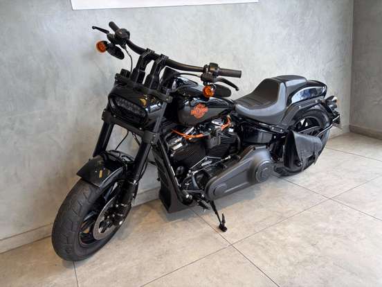 HARLEY-DAVIDSON-SOFTAIL FAT BOB 114-2022