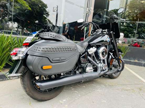 HARLEY-DAVIDSON-SOFTAIL HERITAGE CLASSIC-2025