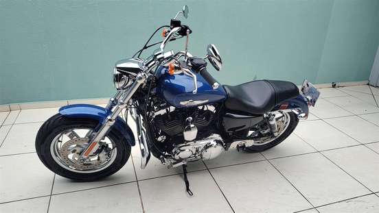 HARLEY-DAVIDSON-SPORTSTER 1200 XL CUSTOM-2014