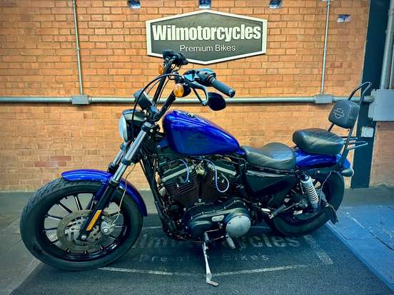 HARLEY-DAVIDSON-SPORTSTER IRON 883-2012