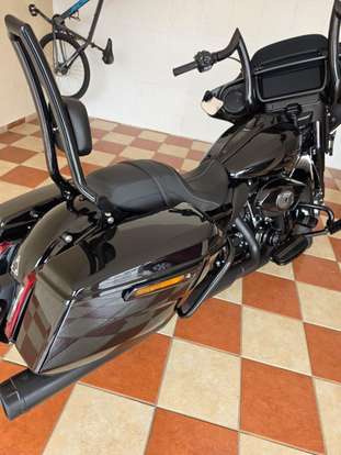 HARLEY-DAVIDSON-STREET GLIDE-2024