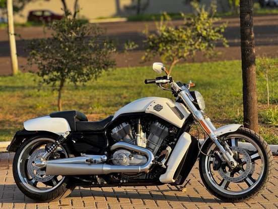 HARLEY-DAVIDSON-V-ROD MUSCLE HARLEY-DAVIDSON-V-ROD MUSCLE-2012