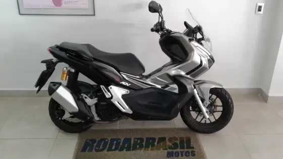 HONDA ADV 