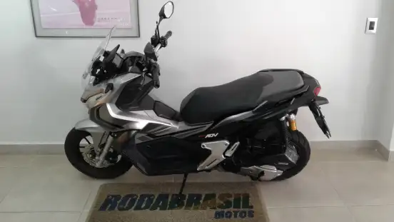HONDA-ADV-2023