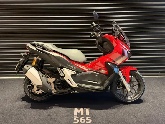 HONDA ADV 