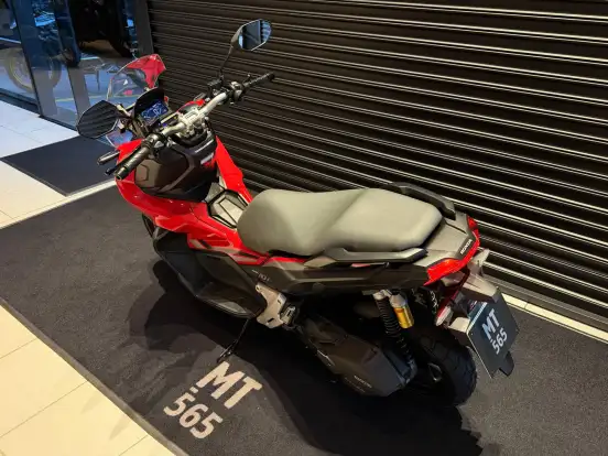 HONDA-ADV-2023