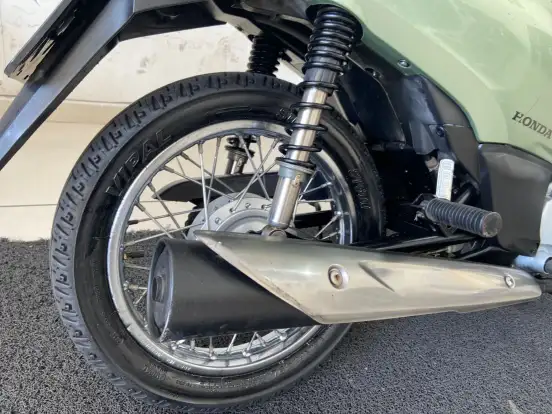 HONDA-BIZ 125 ES-2011