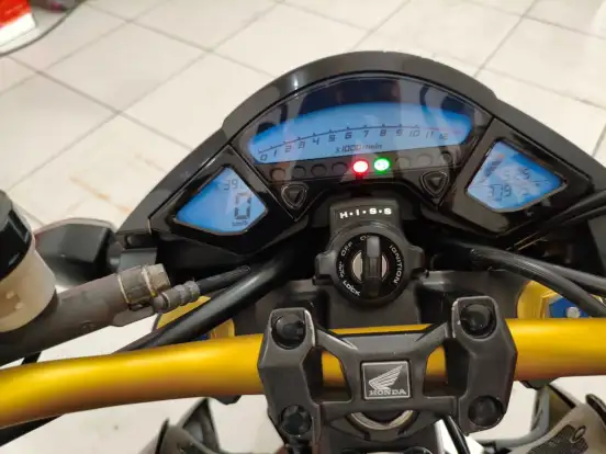 HONDA-CB 1000R-2013