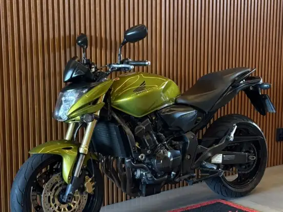 HONDA-CB 600F HORNET HONDA-CB 600F HORNET-2010