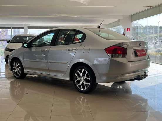 HONDA-CITY-2010