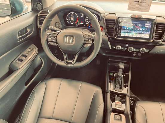 HONDA-CITY-1.5 i-VTEC FLEX HATCH TOURING CVT HONDA-CITY-2026