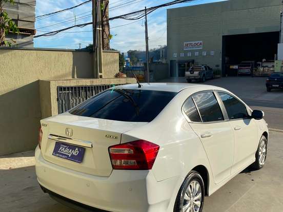 HONDA-CITY-1.5 LX 16V FLEX 4P AUTOMÁTICO HONDA-CITY-2012