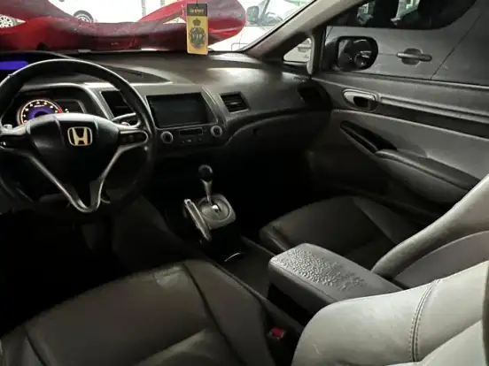 HONDA-CIVIC-1.8 LXL 16V FLEX 4P AUTOMÁTICO HONDA-CIVIC-2011