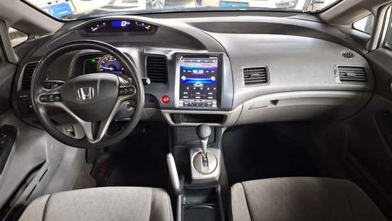 HONDA-CIVIC-2010