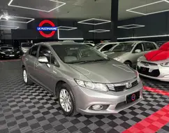 HONDA CIVIC 1.8 LXS 16V FLEX 4P AUTOMÁTICO HONDA CIVIC 1.8 LXS 16V FLEX 4P AUTOMÁTICO
