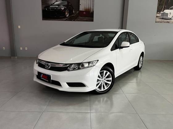 HONDA CIVIC 1.8 LXS 16V FLEX 4P MANUAL