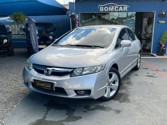 HONDA CIVIC 1.8 LXS 16V GASOLINA 4P MANUAL