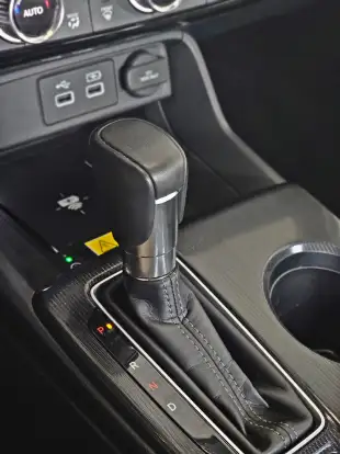HONDA-CIVIC-2023