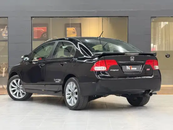HONDA-CIVIC-2010
