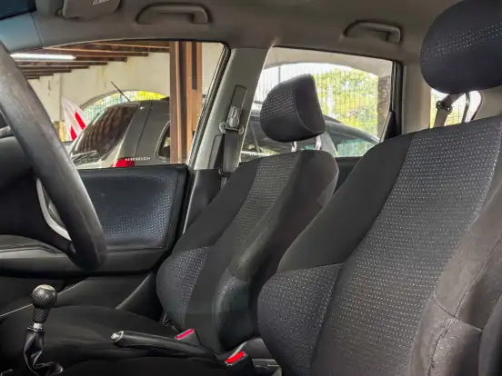 HONDA-FIT-2011