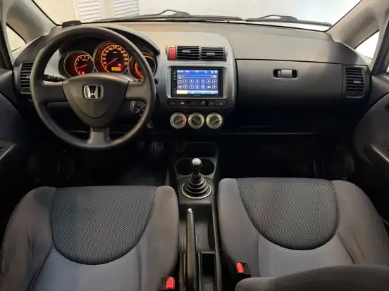 HONDA-FIT-2007