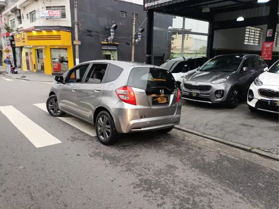 HONDA-FIT-2013