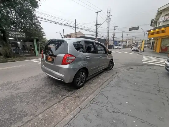 HONDA-FIT-2013