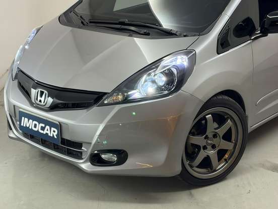 HONDA-FIT-2012