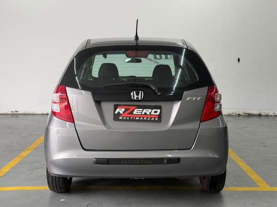 HONDA-FIT-2010