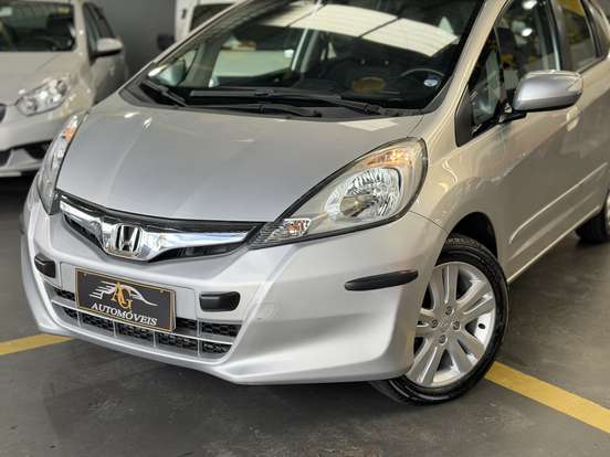 HONDA-FIT-2012