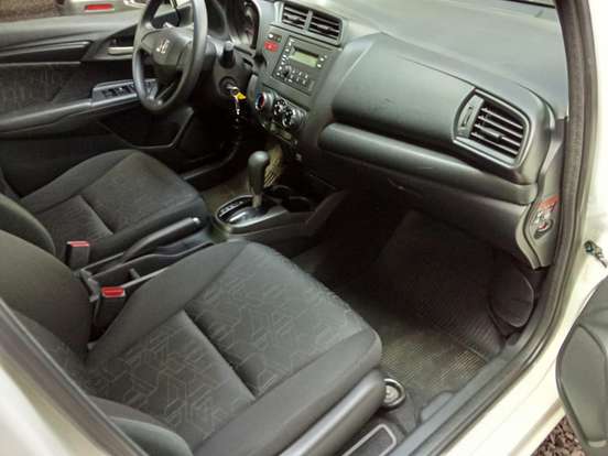 HONDA-FIT-2014
