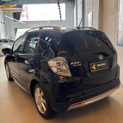 HONDA-FIT-2012