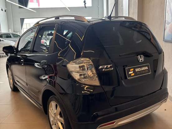 HONDA-FIT-1.5 TWIST 16V FLEX 4P AUTOMÁTICO HONDA-FIT-2012