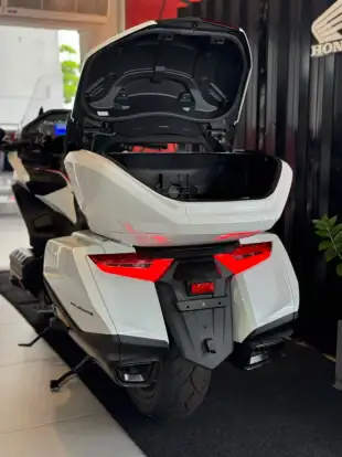 HONDA-GL 1800 GOLD WING TOUR-2024