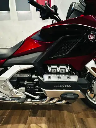 HONDA-GL 1800 GOLD WING TOUR-2018