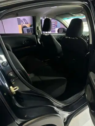 HONDA-HR-V-2019