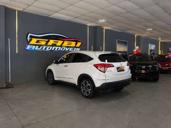 HONDA-HR-V-2015