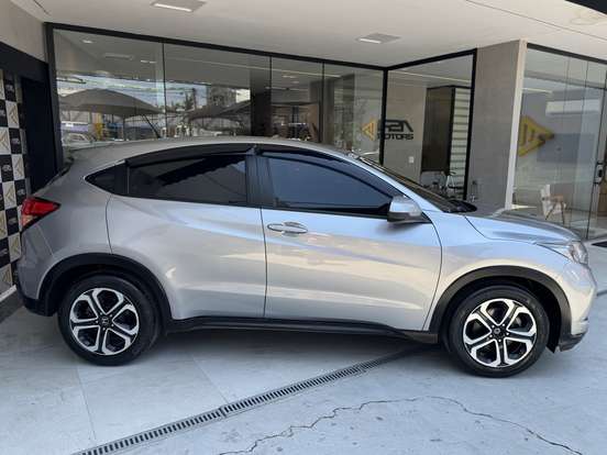 HONDA-HR-V-2016