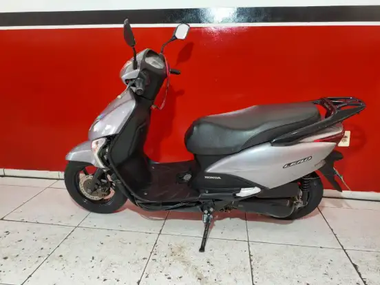HONDA-LEAD 110-2013