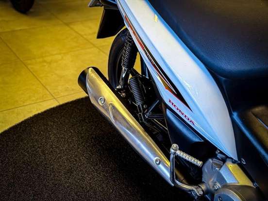 HONDA-BIZ 125 EX-2015