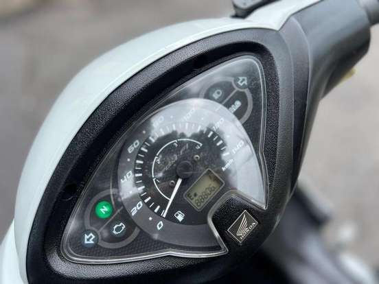 HONDA-BIZ 125 EX-2013