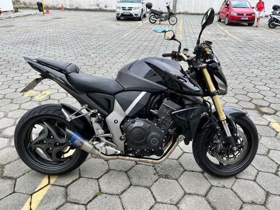 HONDA-CB 1000R-2012