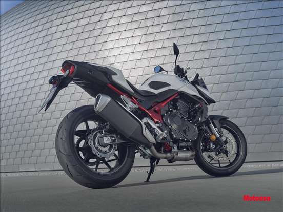 HONDA-CB 750 HORNET-2026