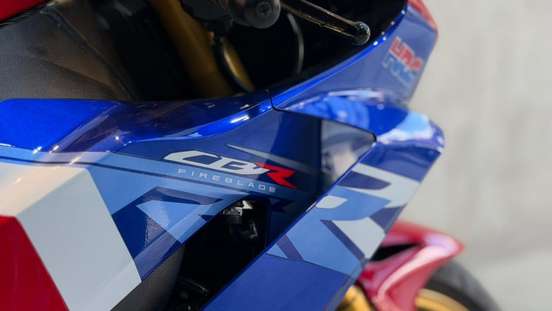 HONDA-CBR 1000RR-R FIREBLADE SP-2022