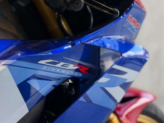 HONDA-CBR 1000RR-R FIREBLADE SP HONDA-CBR 1000RR-R FIREBLADE SP-2022