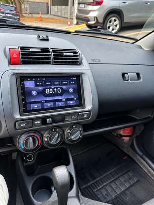 HONDA-FIT-2005