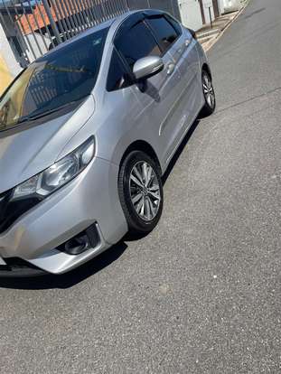 HONDA-FIT-2016