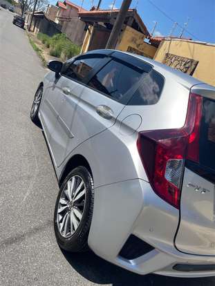 HONDA-FIT-2016