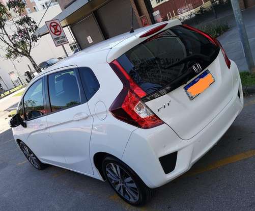 HONDA-FIT-2016